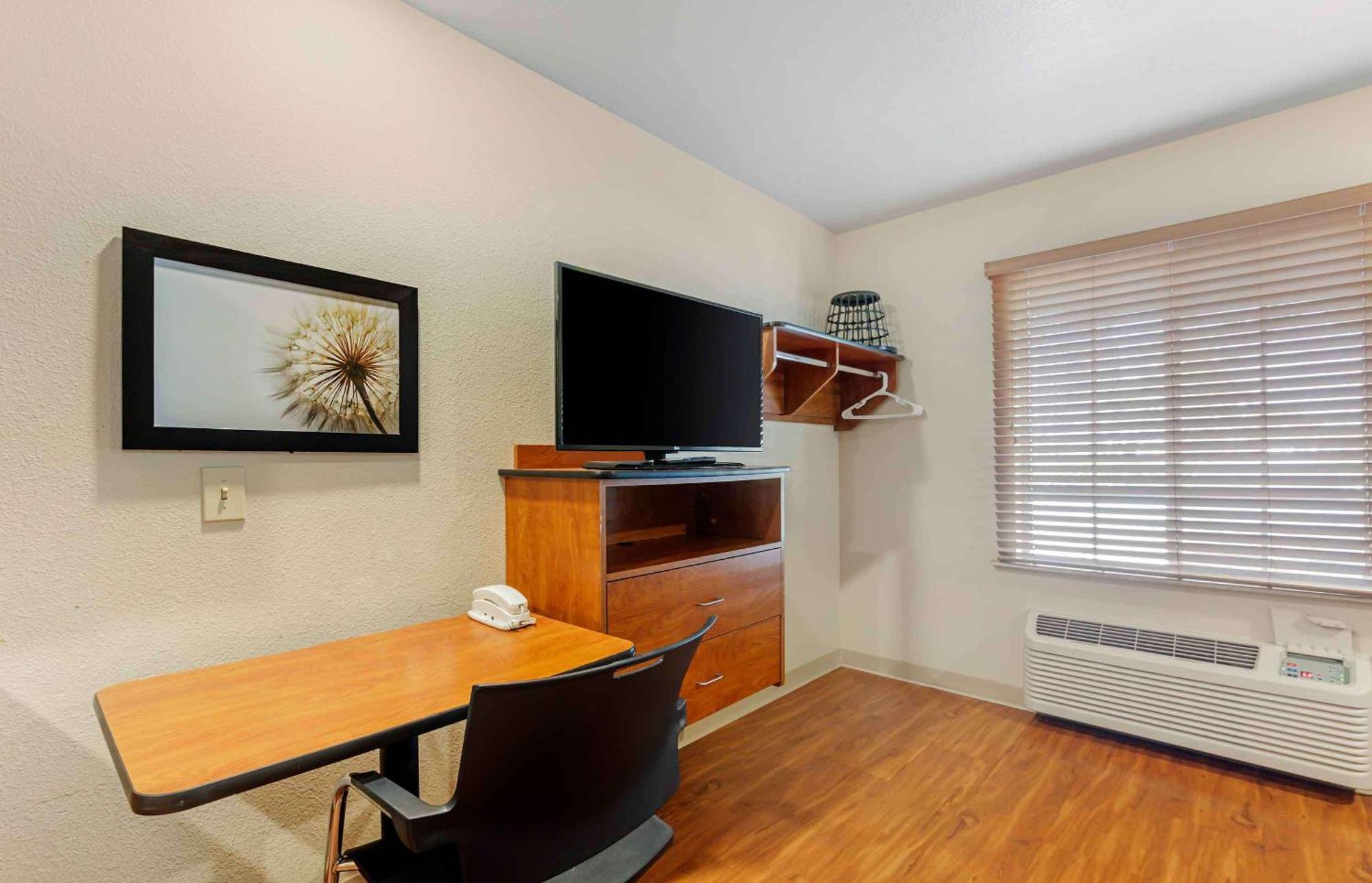 Extended Stay America Select Suites - Oklahoma City - West Exterior foto