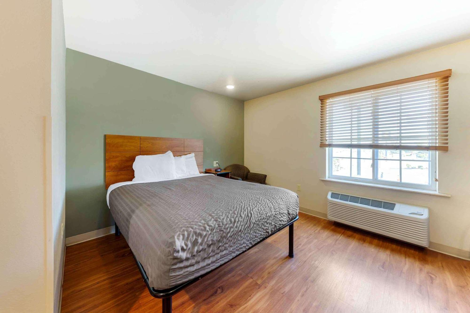 Extended Stay America Select Suites - Oklahoma City - West Exterior foto
